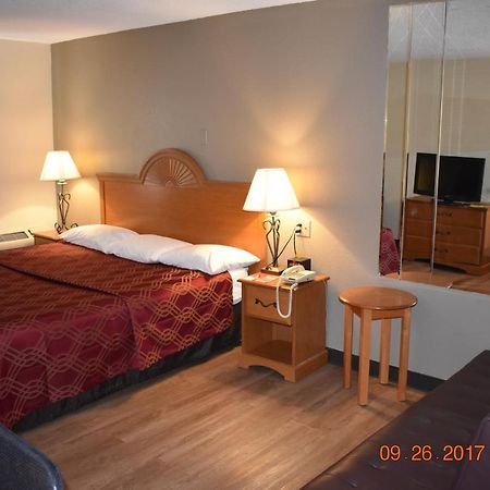 Mho Hotel בורדנטאון מראה חיצוני תמונה